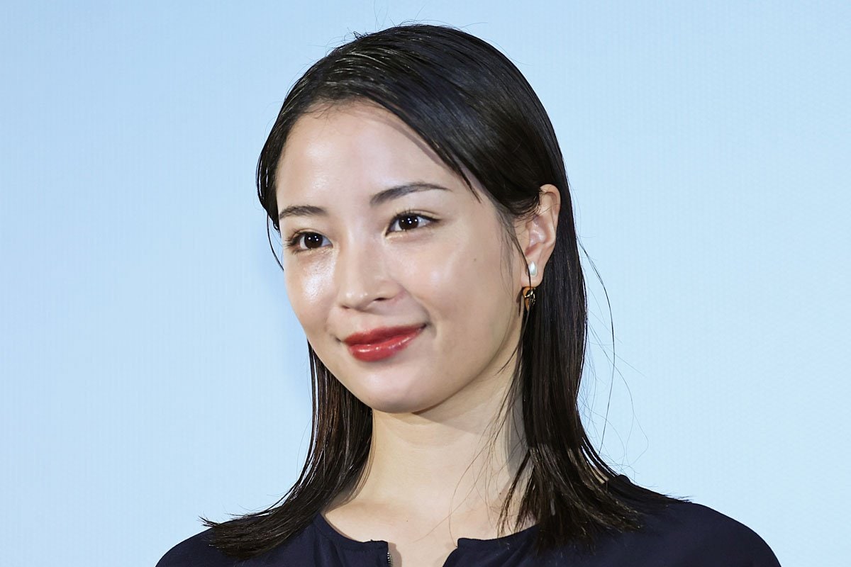 広瀬すずの美肌は本物？肌荒れ騒動の真相と2026年最新スキンケア