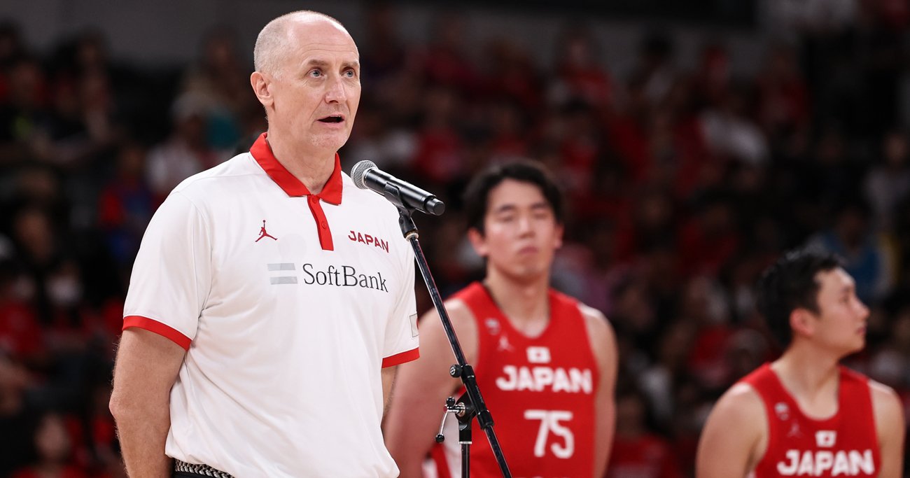 ホーバス監督の指導法はなぜ勝てる？バスケ日本代表の戦術と契約の真相