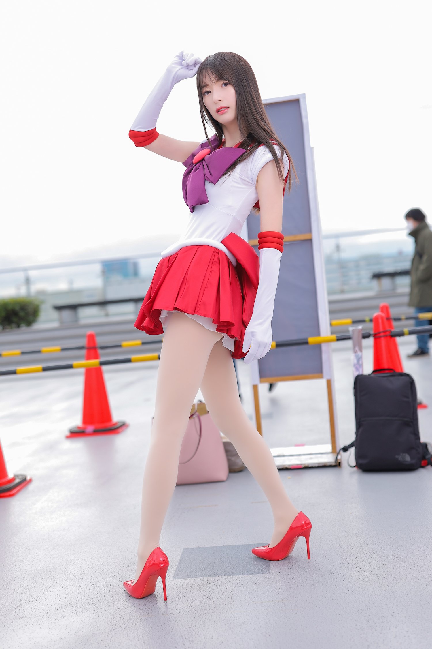 美と規約を両立！プロ直伝コスプレ下乳衣装の着こなしと露出対策