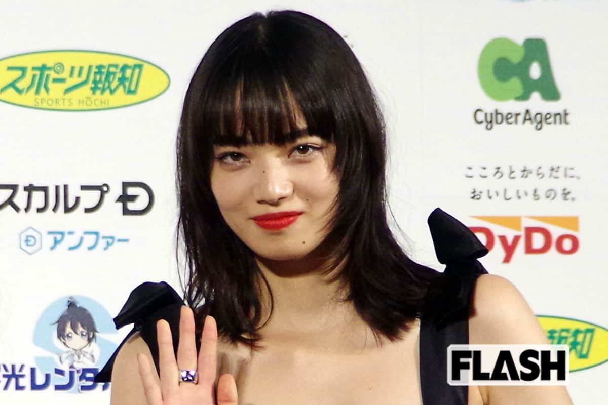 小松菜奈の前髪で作るアンニュイ顔！失敗しないオーダーと再現術