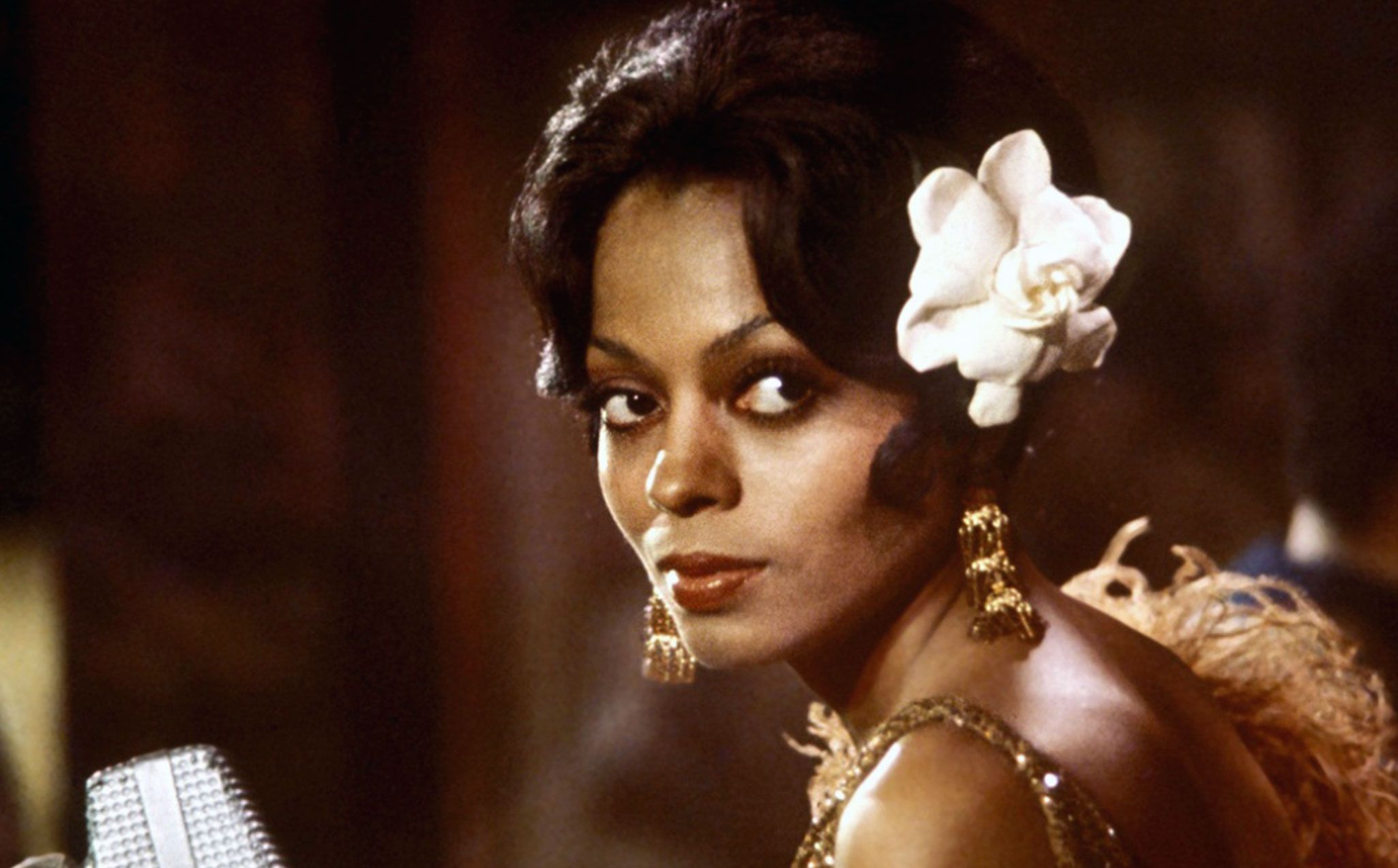Diana Ross in “Lady Sings the Blues”: Bob Mackie’s Oscar-Nominated Costume Masterpiece