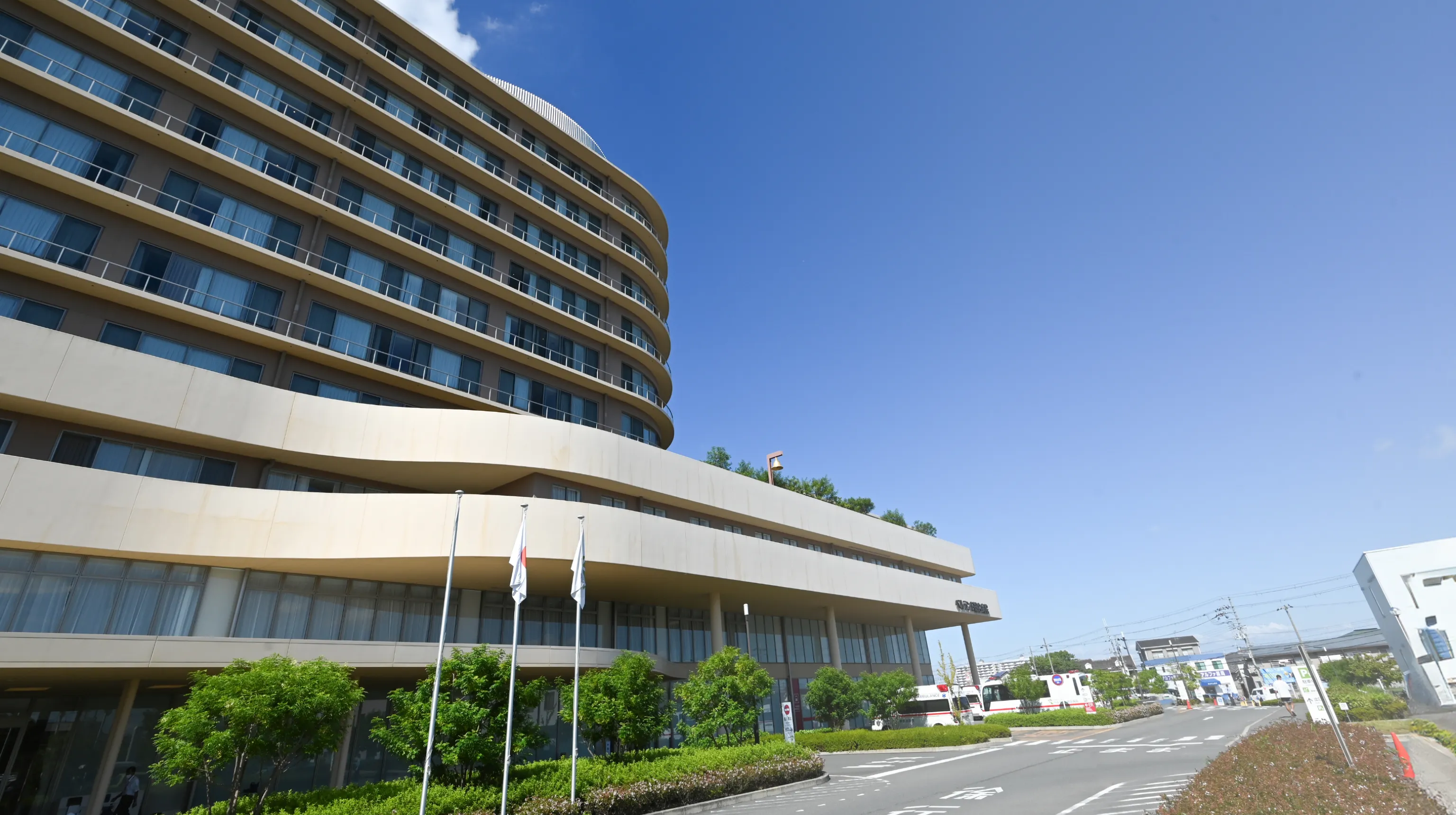 ベルランド総合病院の評判は本当？受診前に知るべき救急・出産費用の真相
