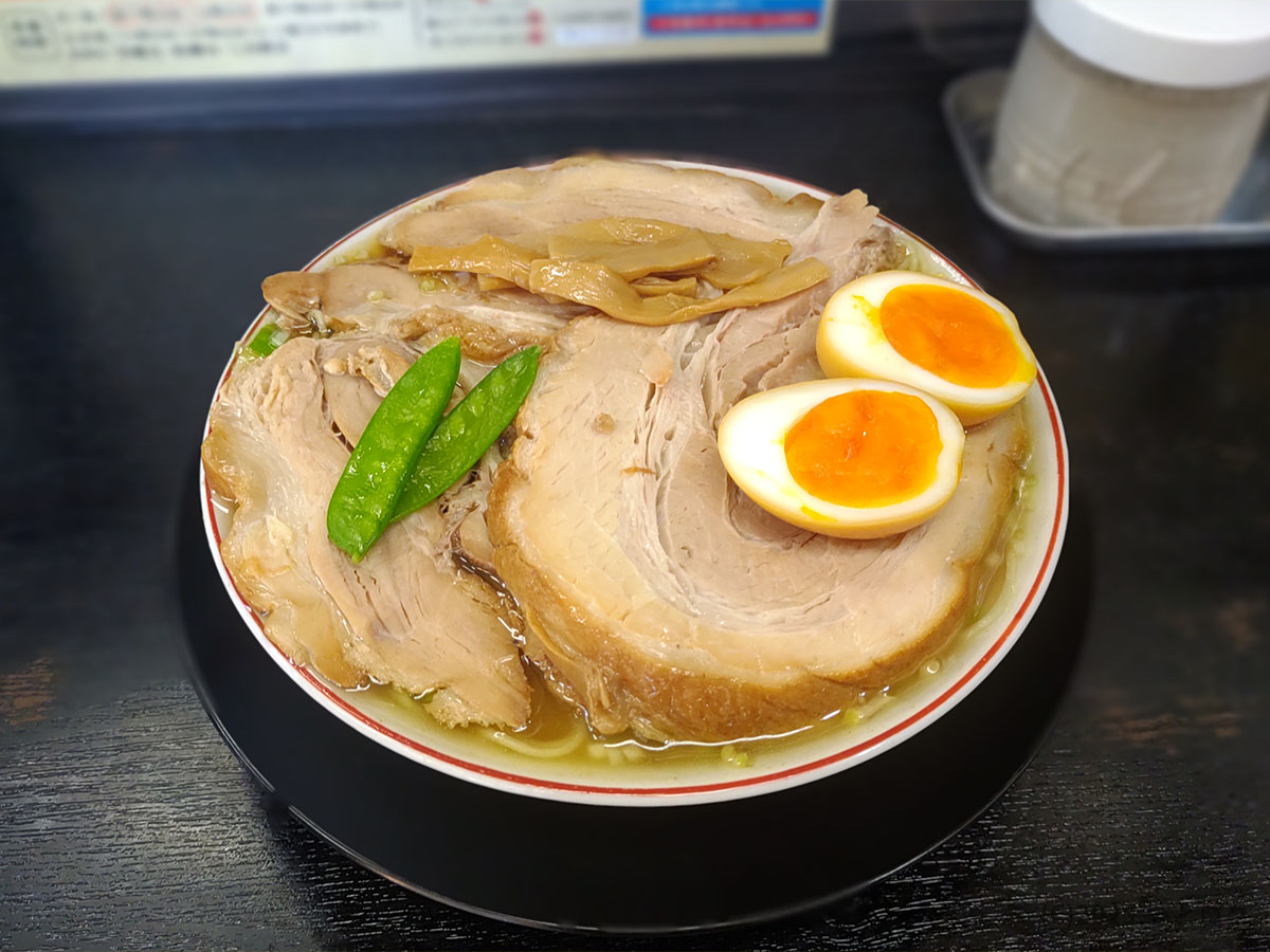 みずさわ屋の行列が途切れない理由｜表面張力スープと炒飯の魔力