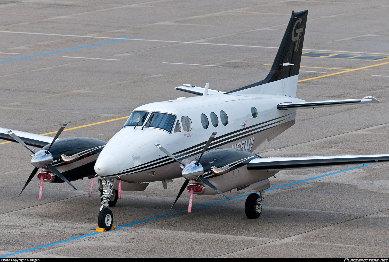 Beechcraft C90 King Air