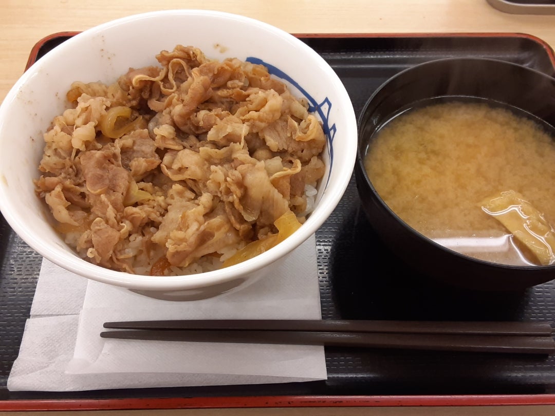 松屋がしょっぱいと言われる真相は？塩分量と味が濃い理由を徹底検証