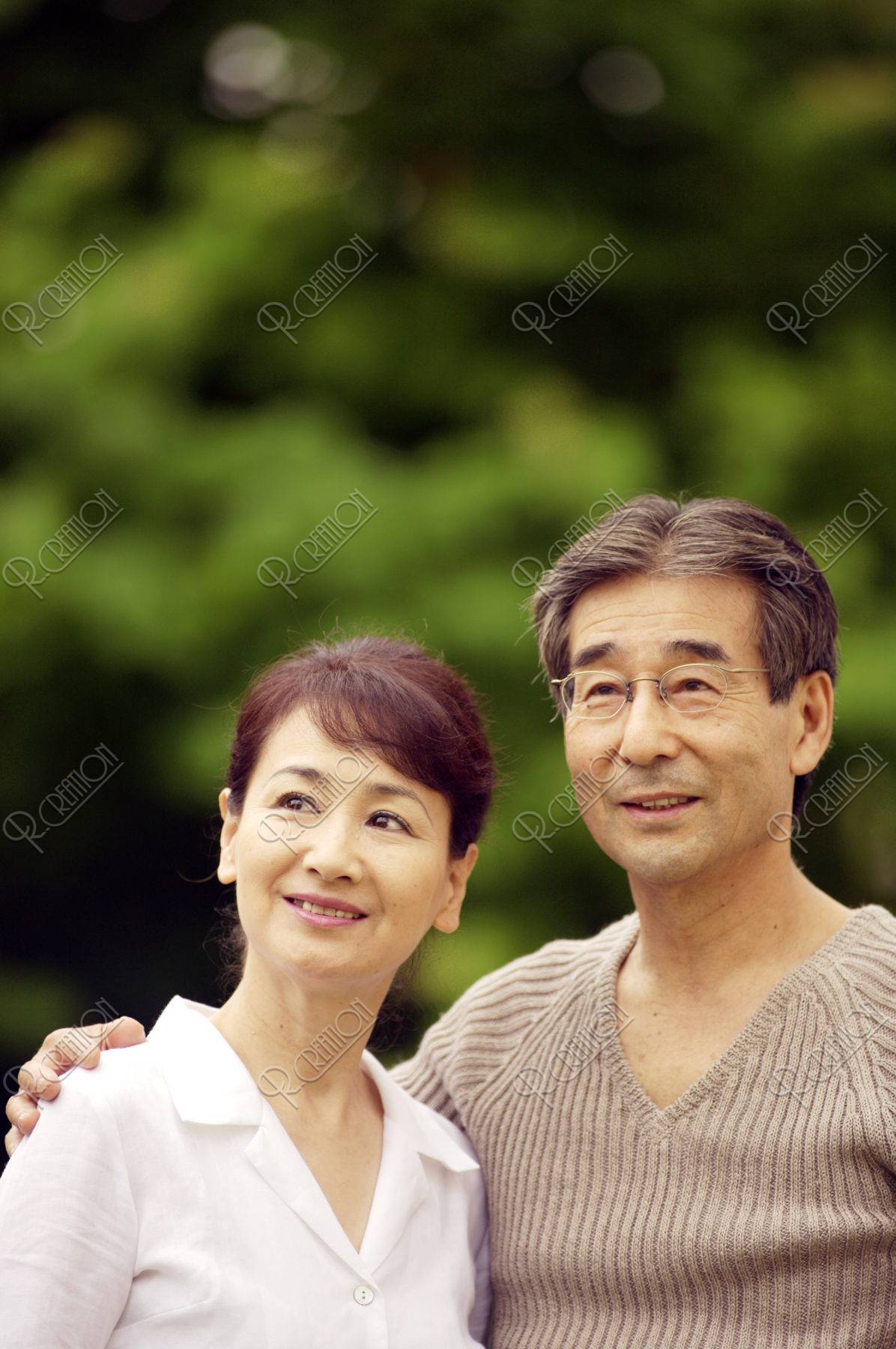 熟年夫婦とは何歳から？破綻と円満を分ける決定的な違いと卒婚の真相