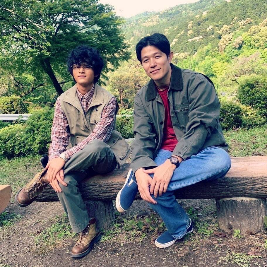 鈴木亮平の若い頃がイケメンすぎる！水着モデルから怪優への軌跡