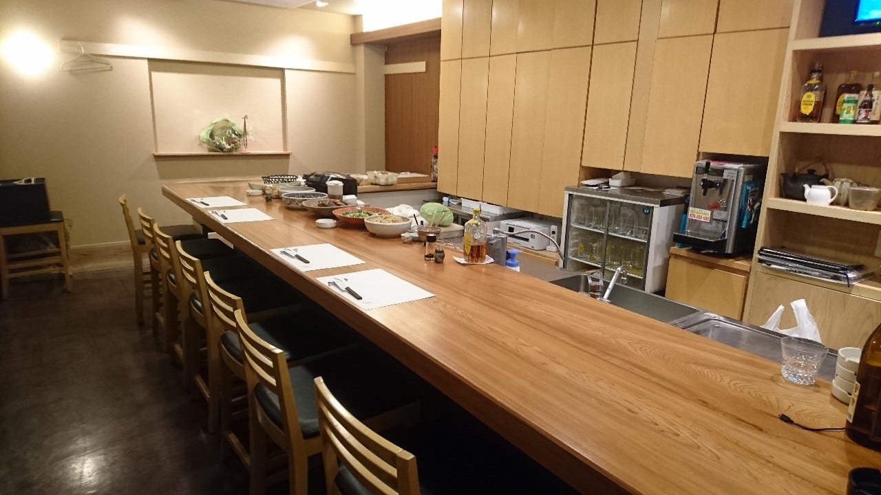 仙台駅前で異彩を放つ極上食感！「牛 タン 焼 専門 店 司 西口 名掛丁 店」が2026年も行列を呼び続ける絶対的理由