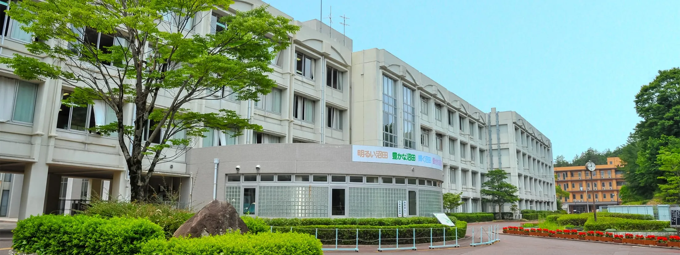 天然温泉三峰の口コミ評判を徹底検証！混雑回避と露天の魅力を解剖