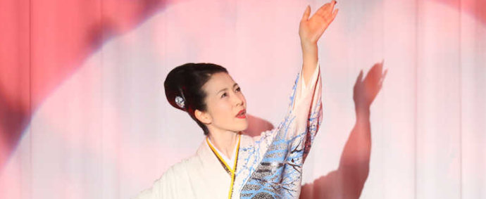 坂本冬美旦那はいる？結婚歴と恋愛報道を公式情報で確認