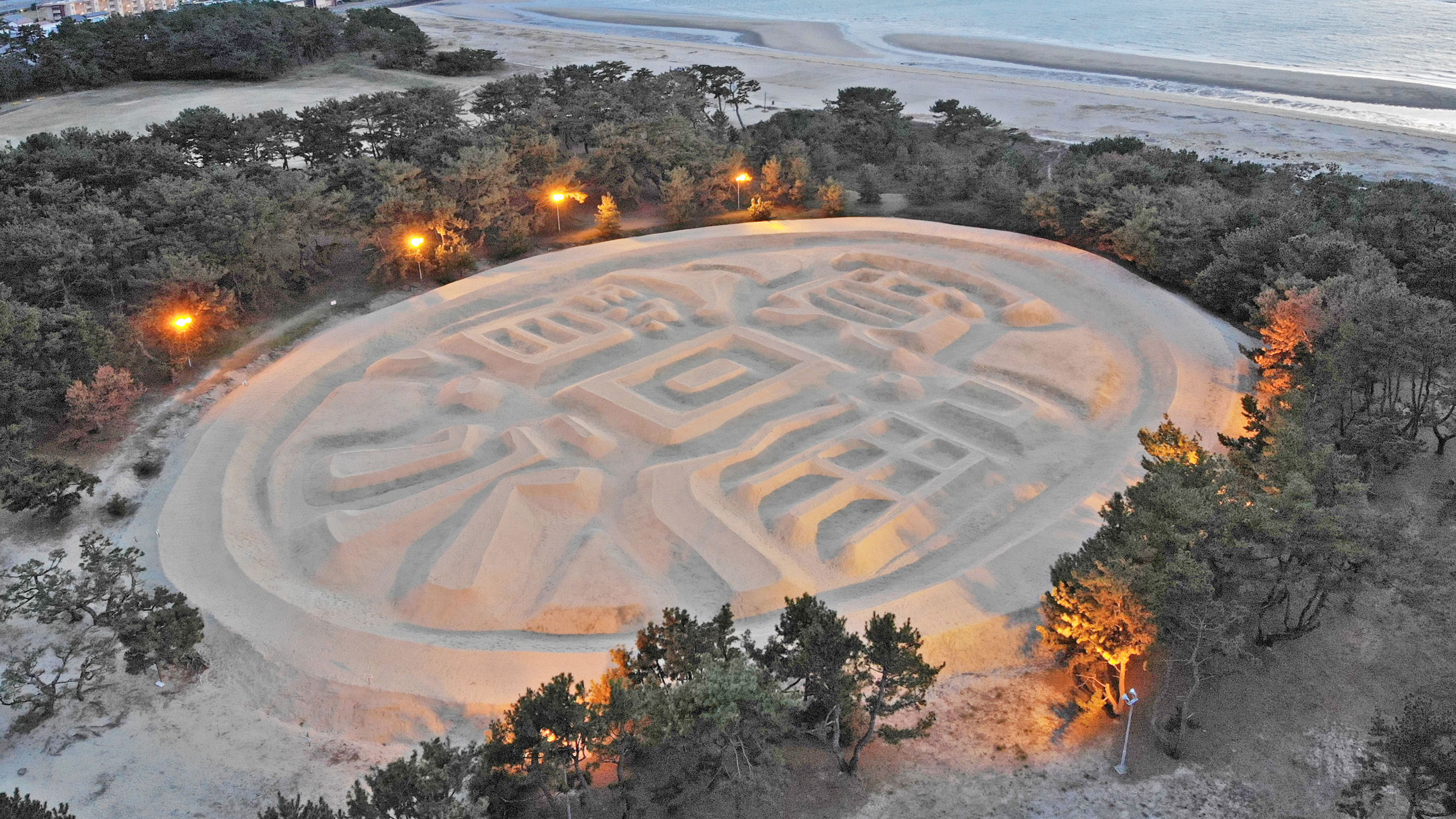 銭形砂絵寛永通宝の金運ご利益と歴史の真相！琴弾公園の最新鑑賞ガイド