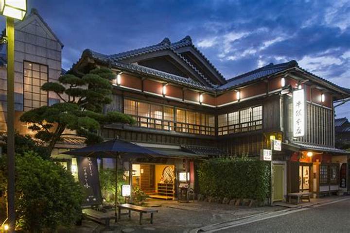 愛特急2006三重本店とは？検索前に知りたい確認ポイント