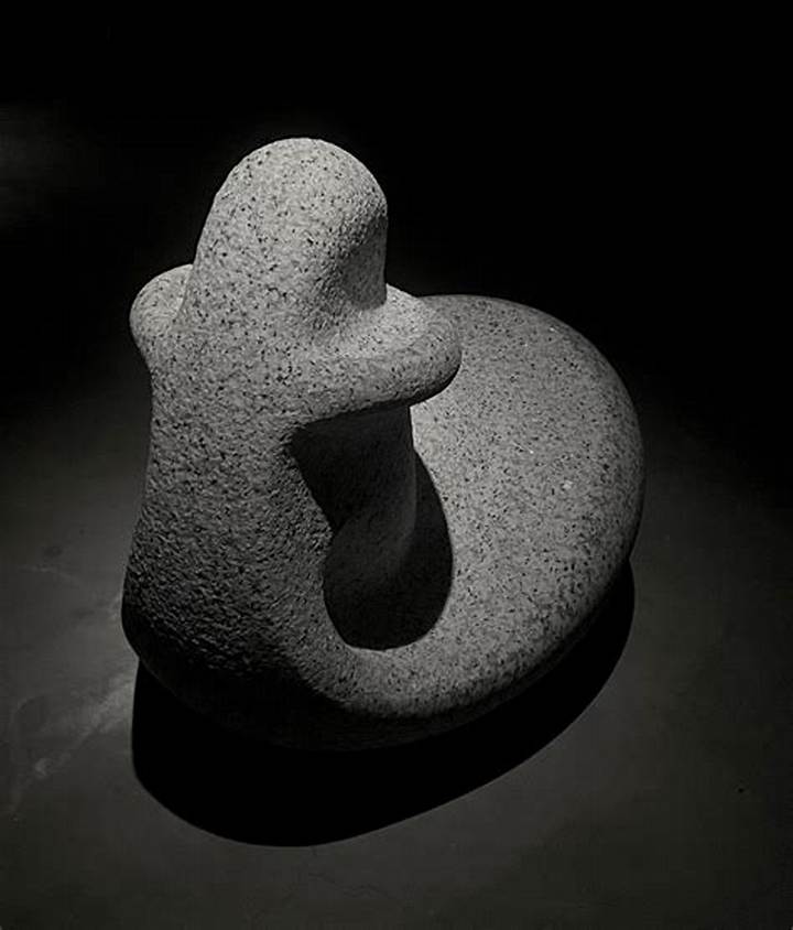 彫刻家・絹谷幸太の全貌｜「創知彫刻」が刻む石の記憶と国際的モニュメントの真実