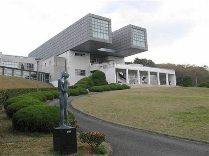 黒崎おいらん：北九州に息づく花魁文化の歴史と見どころ