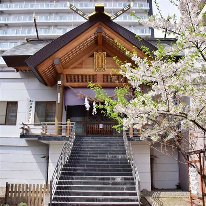 札幌祖霊神社 御朱印 300円直書きで特別体験！ アクセスと参拝ガイド